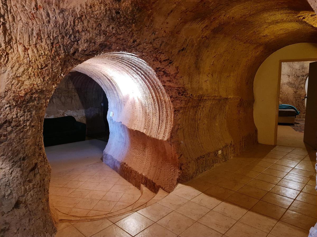 Underwood Court Fresh Dugout- Hosted By Coober Pedy Accommodations Exteriör bild