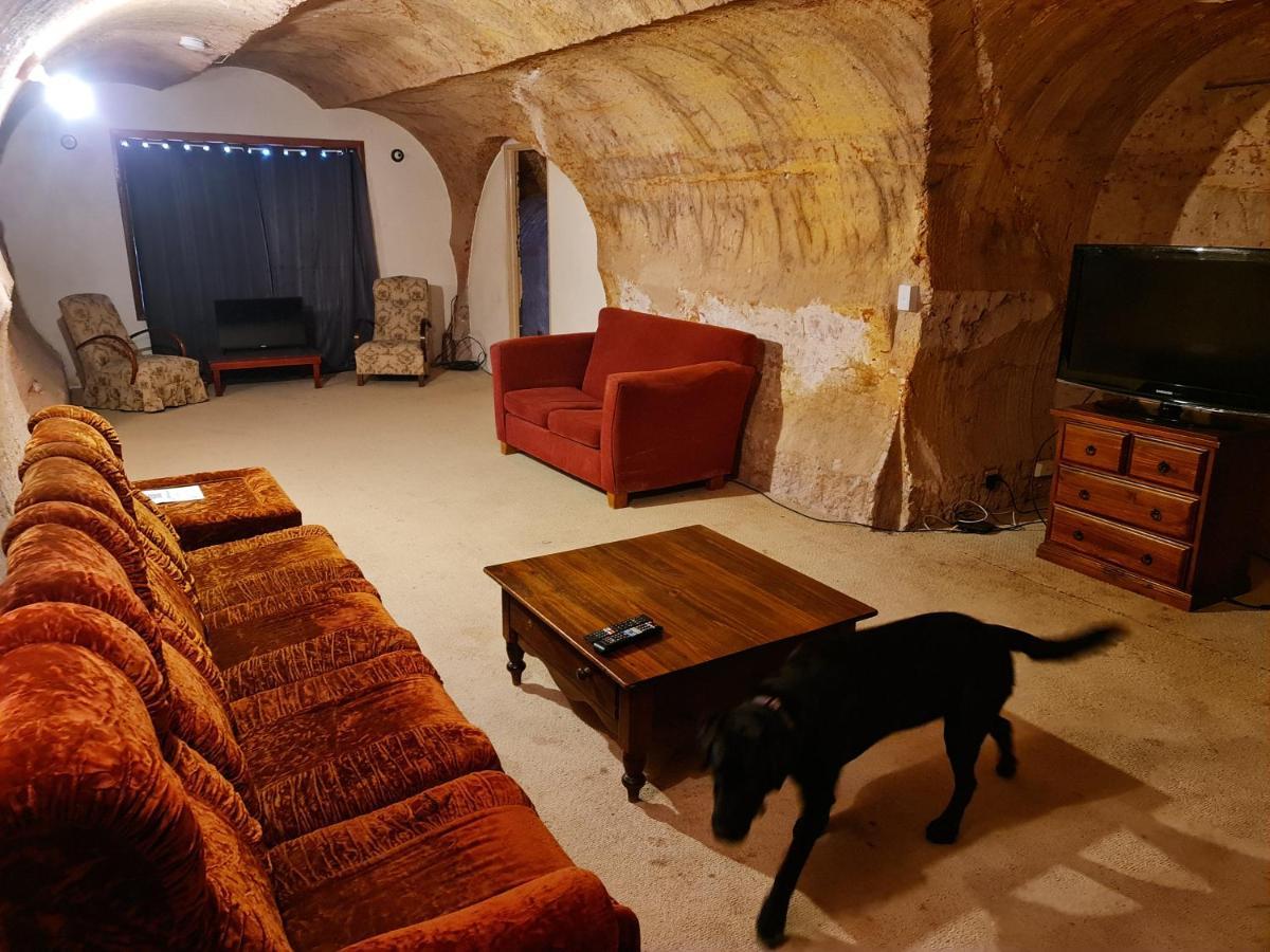 Underwood Court Fresh Dugout- Hosted By Coober Pedy Accommodations Exteriör bild